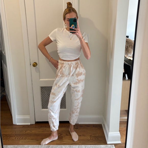Misguided petite neutral tie die high waisted sweatpants - Picture 1 of 15